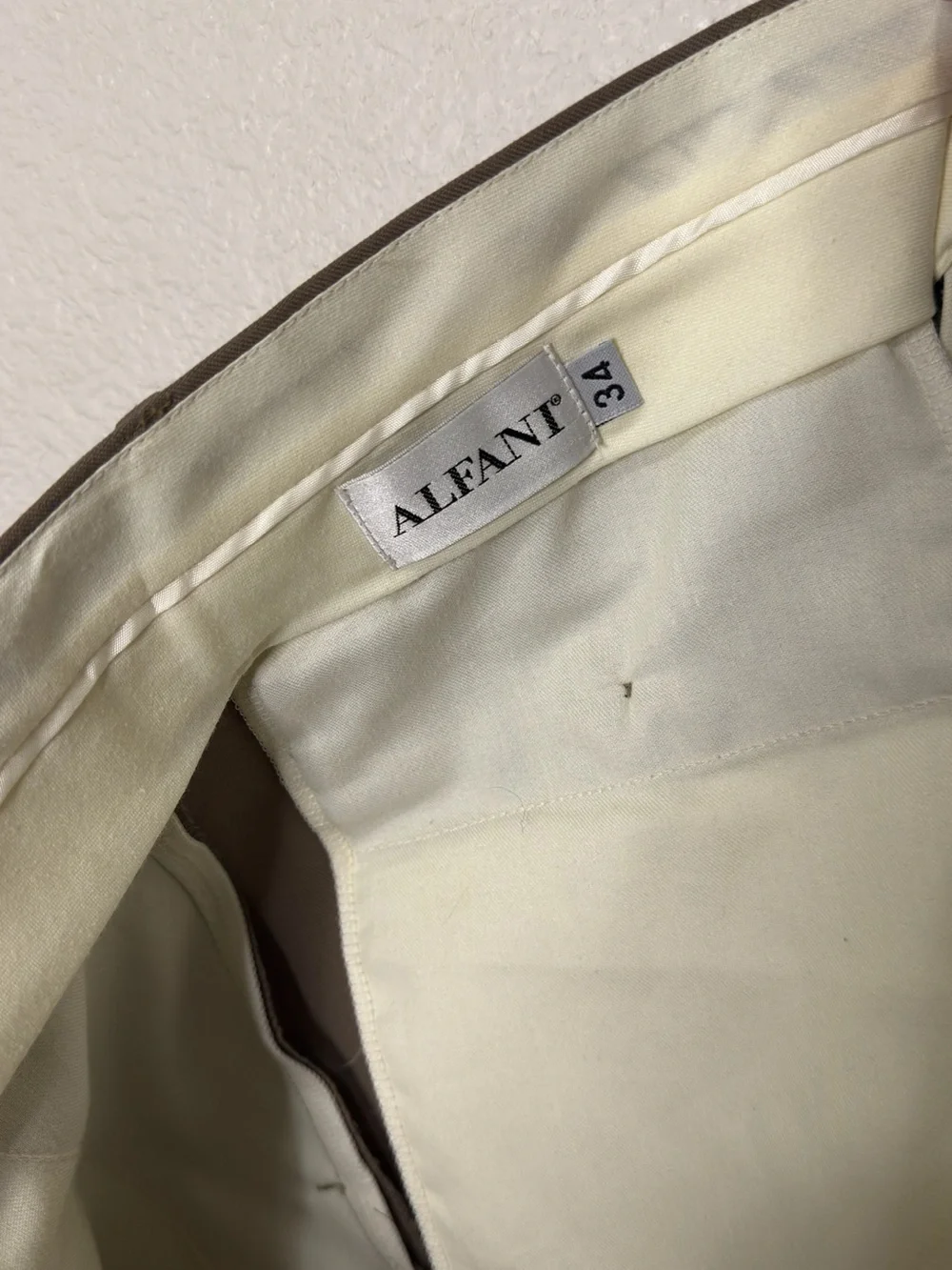 Alfani Mens Pleated Dress Pants Beige Size 34 100% Pure Wool  Cuffed Hem